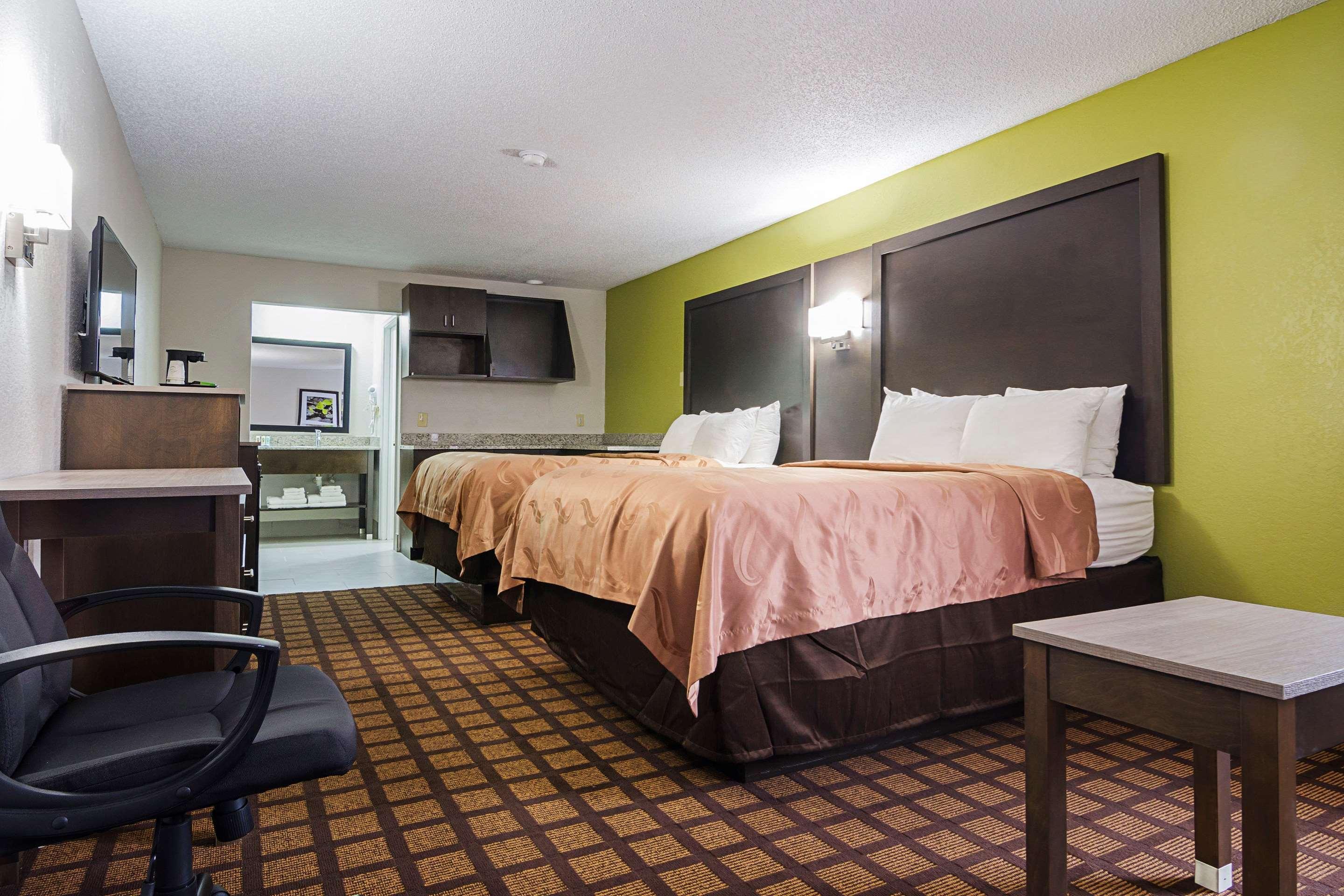 Quality Inn Raeford Zewnętrze zdjęcie