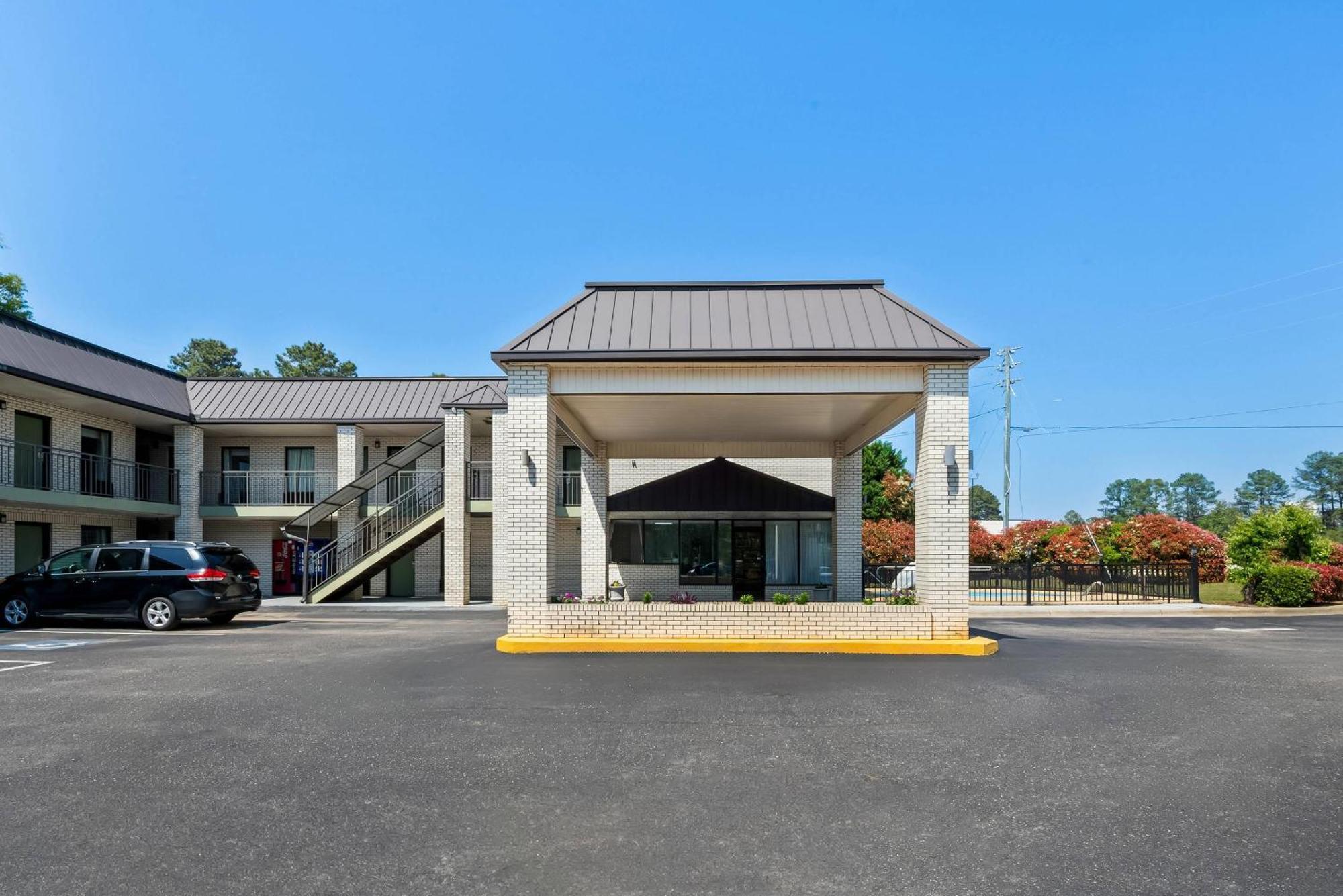 Quality Inn Raeford Zewnętrze zdjęcie